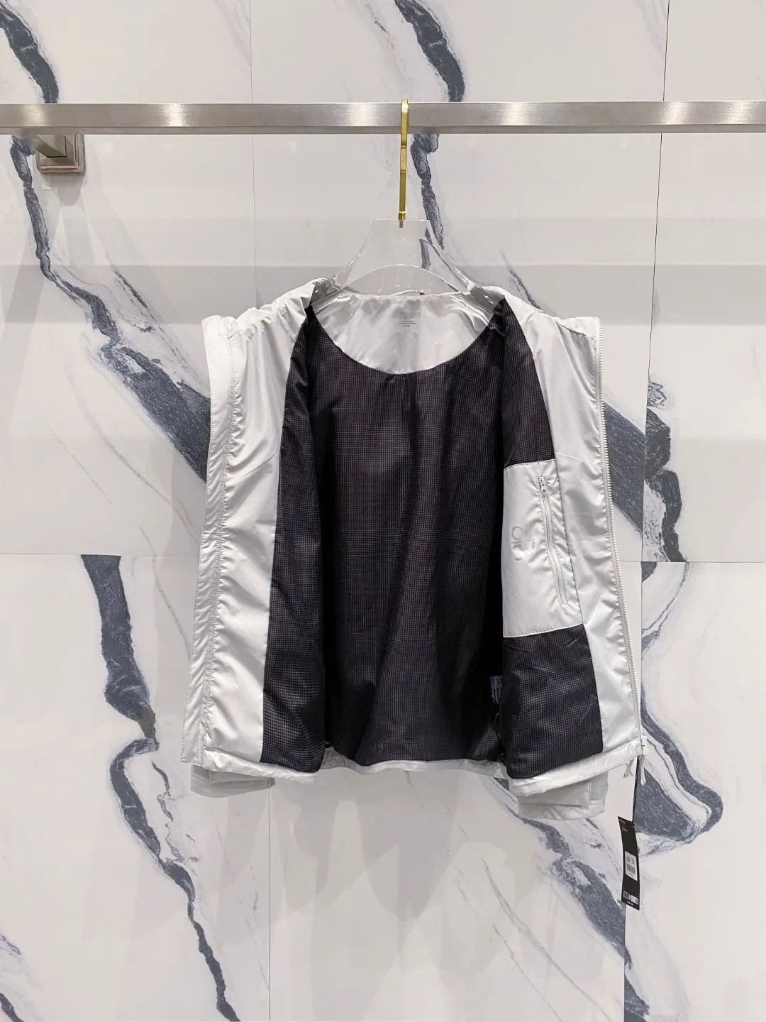Same Style， ， 2026 New Arrival ，Original Premium Breathable ， ， ， Quality。 ， Sizes：M～3XL，